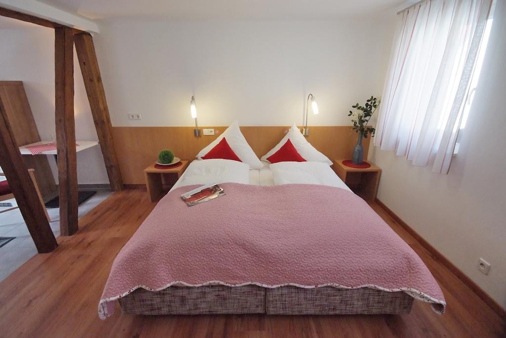 Loewen Hotel & Restaurant Wendlingen Quarto foto